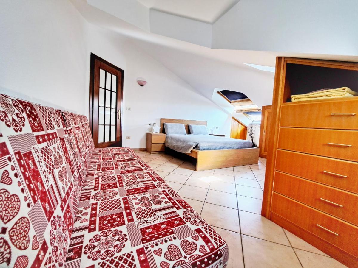 Casa Alpina - Aosta Apartment Room photo